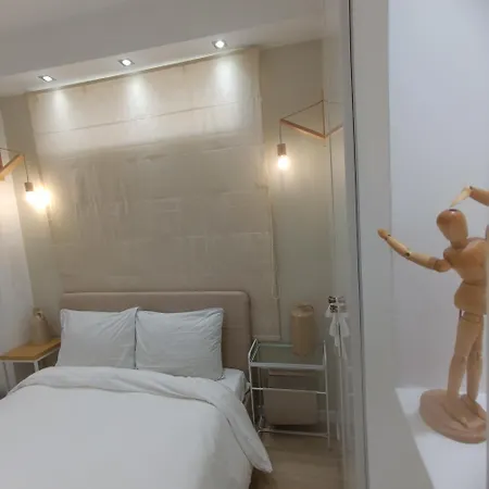 Moris Luxury 3 סלוניקי